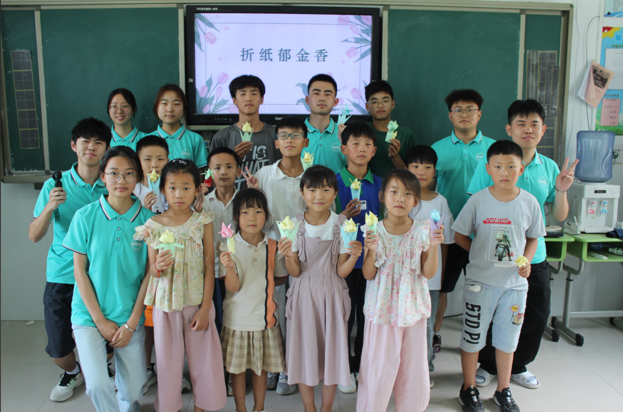 资源与环境工程学院“筑梦砂坝，爱心助学”团队开展暑期三下乡社会实践活动