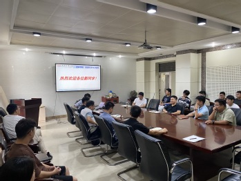 太阳集团网tyc9728召开2022级研究生新生导师见面会