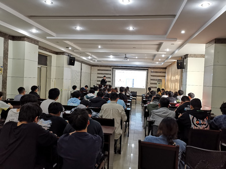 太阳集团网tyc9728举办首届“安徽省地质学拔尖学生培养基地”学业奖学金颁发仪式暨学长交流会活动