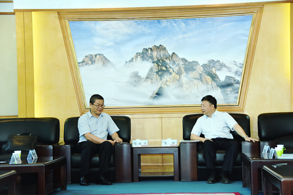 9728太阳集团与东江环保股份有限公司战略合作商讨会在我校召开